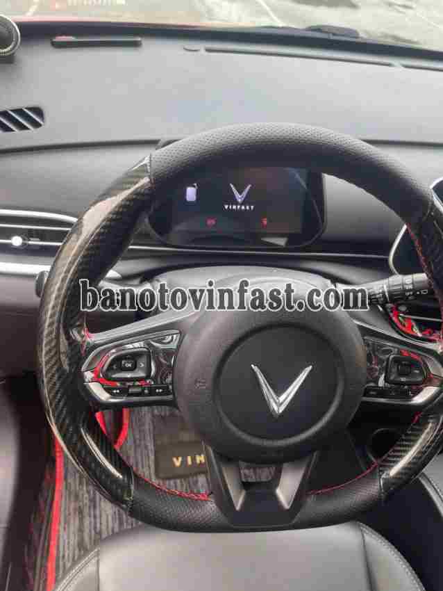 Cần bán xe VinFast VF5 Plus màu Đỏ 2024