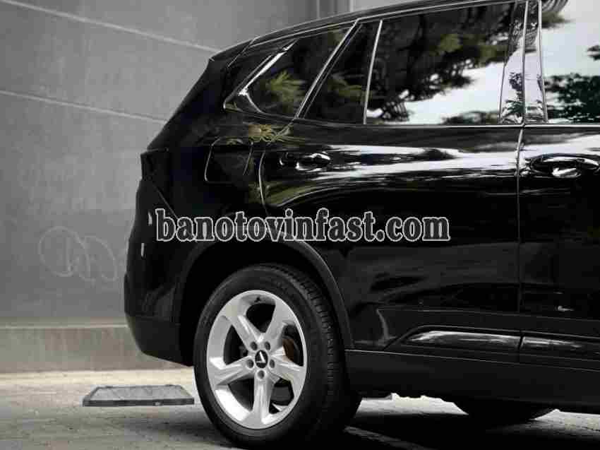 VinFast Lux SA 2.0 Base 2.0 AT năm sản xuất 2019 giá tốt