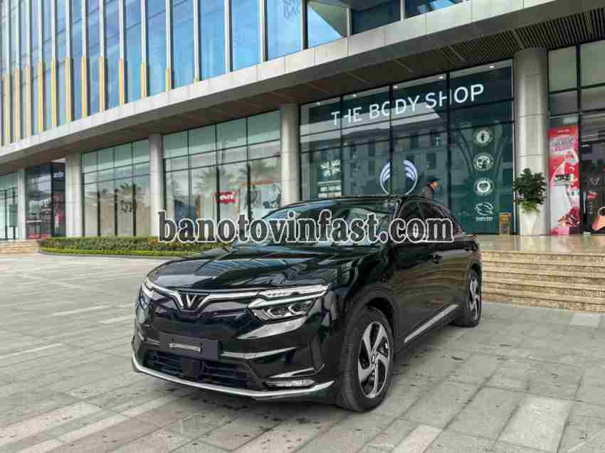 VinFast VF8 Eco AWD 2023 Xe điện đẹp long lanh