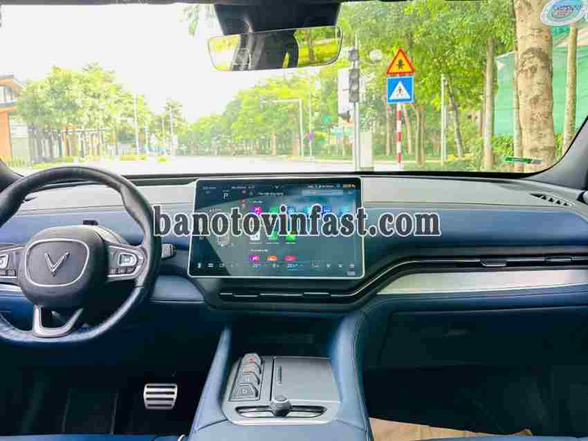 Cần bán nhanh VinFast VF9 Plus 6S SDI 2023 cực đẹp