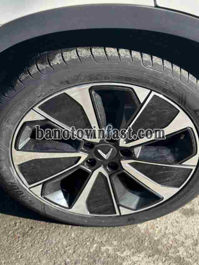 Cần bán xe VinFast VF8 Plus AWD 2022, xe đẹp