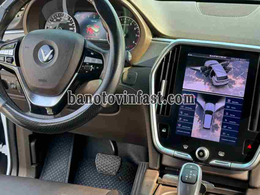 Cần bán gấp VinFast Lux SA 2.0 Base 2.0 AT 2020 - Xe đẹp - Giá tốt