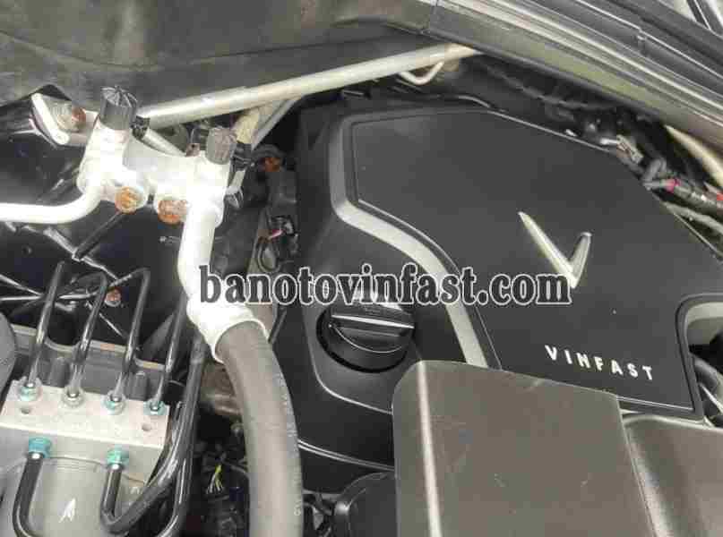 Bán VinFast Lux SA 2.0 Premium 2.0 AT 2019 - Đen