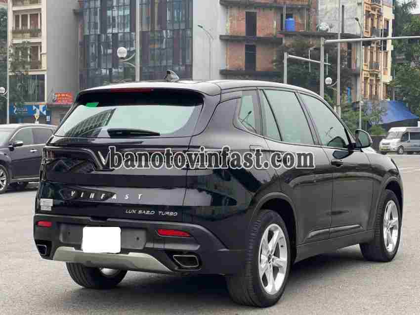 Cần bán xe VinFast Lux SA 2.0 Base 2.0 AT năm 2021 màu Đen cực đẹp
