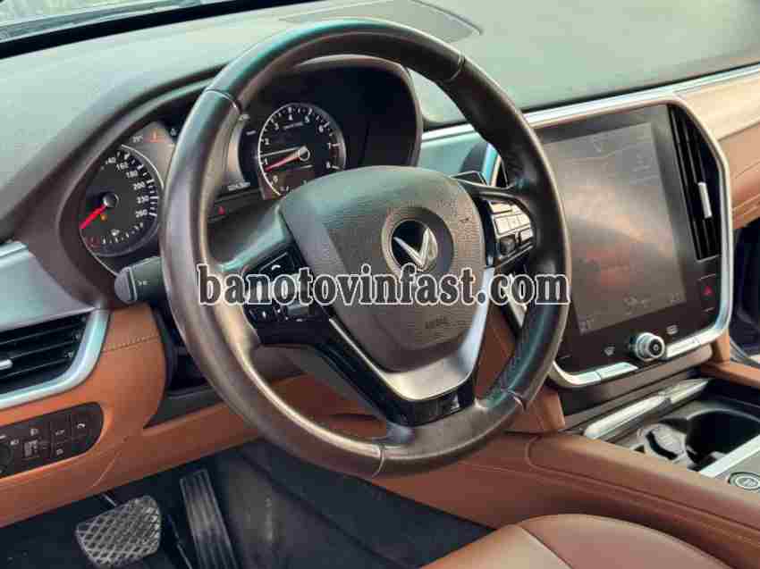 Bán xe VinFast Lux SA 2.0 Premium 2.0 AT sx 2020 - giá rẻ