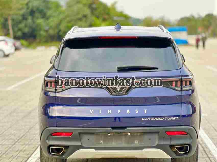 Cần bán xe VinFast Lux SA 2.0 Plus 2.0 AT năm 2021 màu Xanh cực đẹp