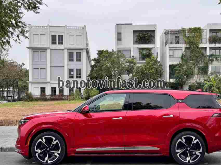 VinFast VF9 Plus 6S sx 2025 mới kính kong