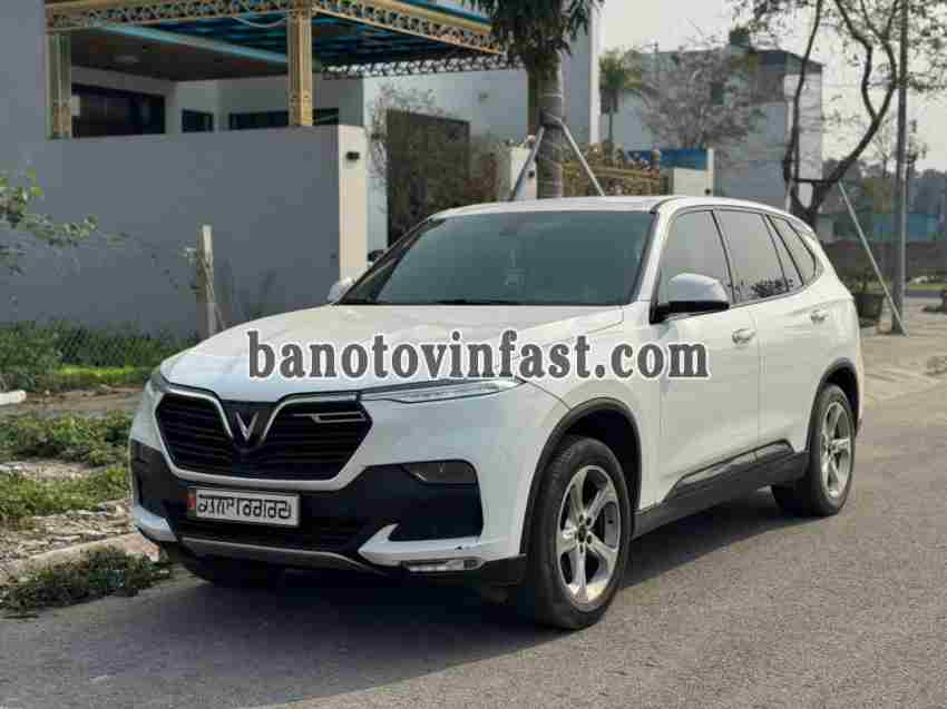 Cần bán xe VinFast Lux SA 2.0 Base 2.0 AT 2021 Số tự động