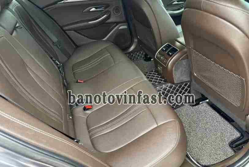 Cần bán gấp xe VinFast Lux A 2.0 Plus 2.0 AT năm 2021, màu Xám, Số tự động