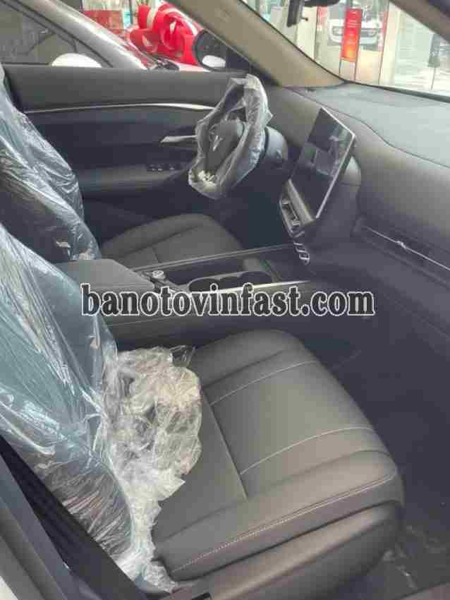 VinFast VF7 Eco sx 2026 mới kính kong