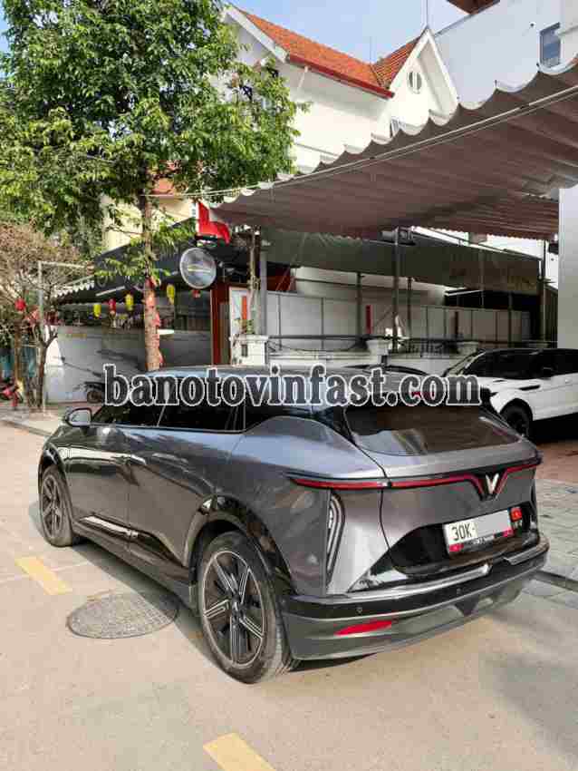 Cần bán nhanh VinFast VF7 Plus AWD 2024 cực đẹp