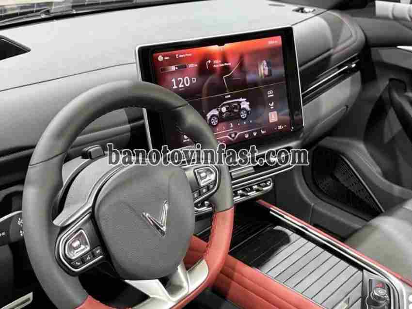 Bán xe VinFast VF7 Plus AWD 2026, màu Đỏ