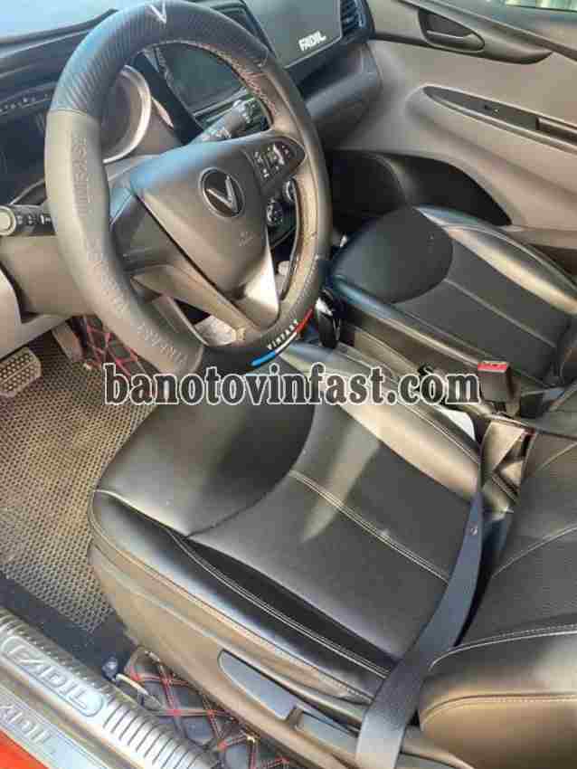 Cần bán gấp VinFast Fadil 1.4 AT Plus 2020 - Xe đẹp - Giá tốt