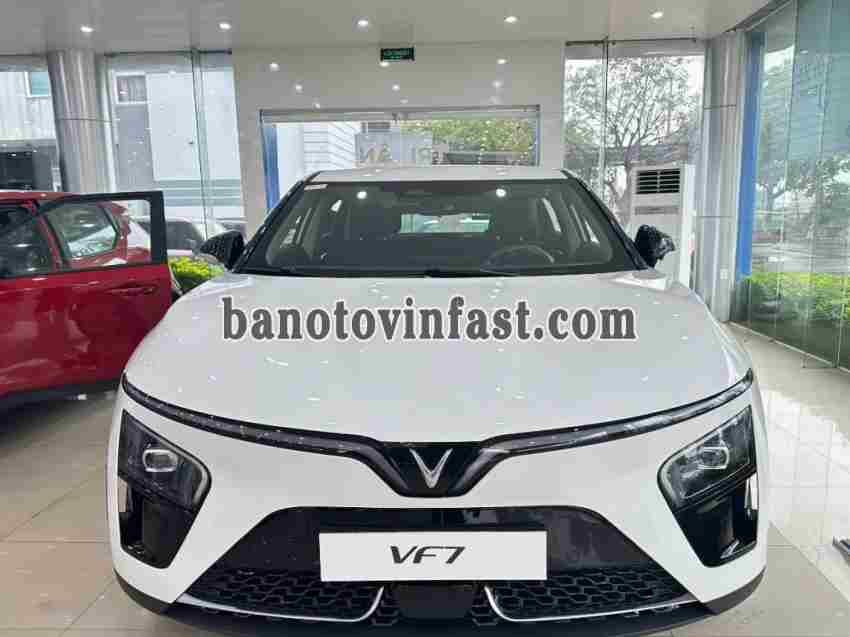 VinFast VF7 Eco 2026, màu Trắng, Số tự động