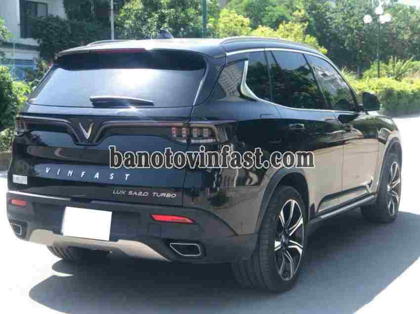 VinFast Lux SA 2.0 Premium 2.0 AT năm 2021 cần bán