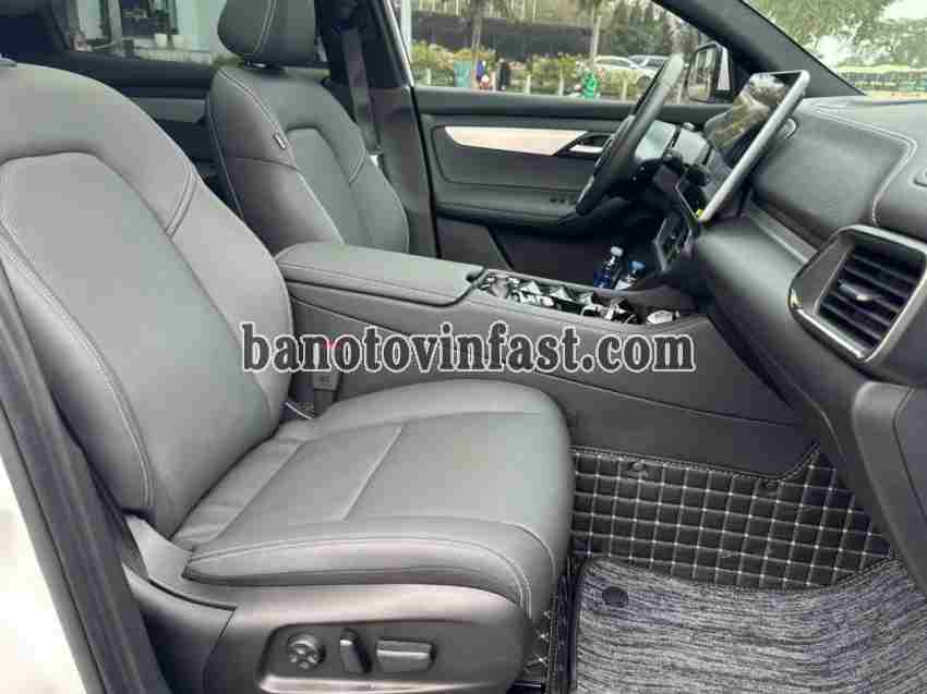 VinFast VF8 Plus AWD 2026 Trắng