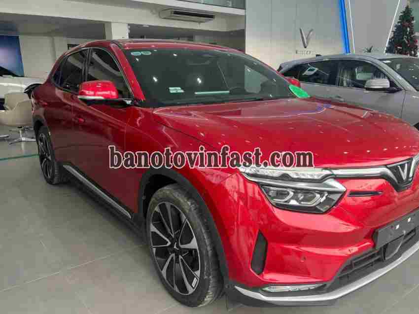Cần bán gấp xe VinFast VF8 Plus AWD năm 2023, màu Đỏ, Số tự động