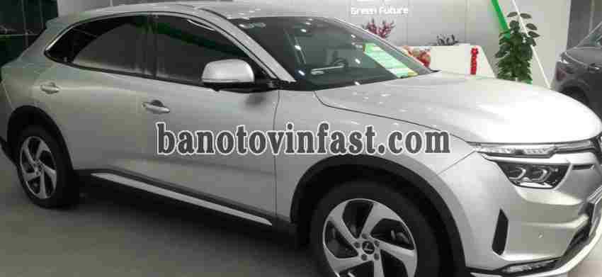 VinFast VF8 Eco AWD model 2023 xe chuẩn hết ý