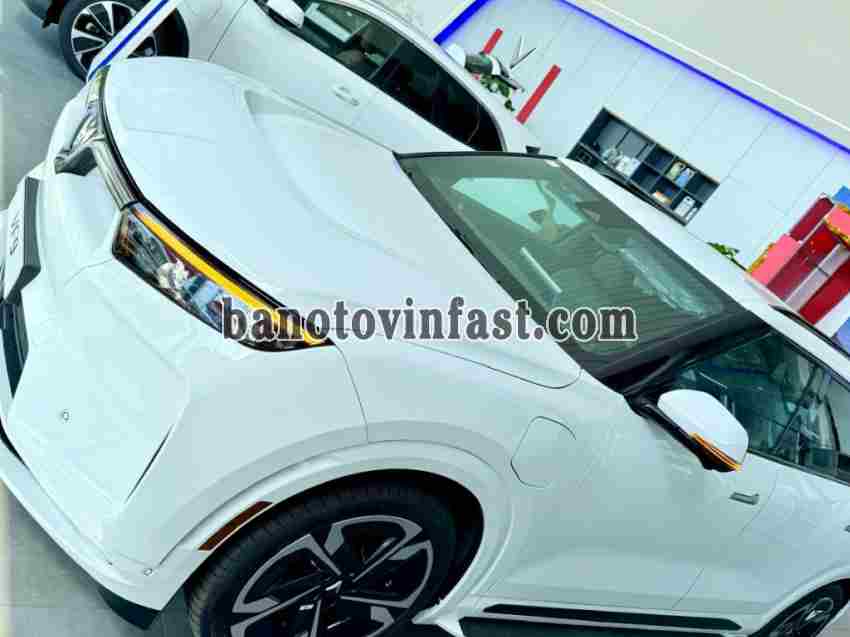 Bán VinFast VF9 Plus 7S 2025 - Trắng