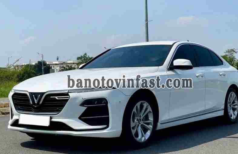 Cần bán xe VinFast Lux A 2.0 Plus 2.0 AT màu Trắng 2021