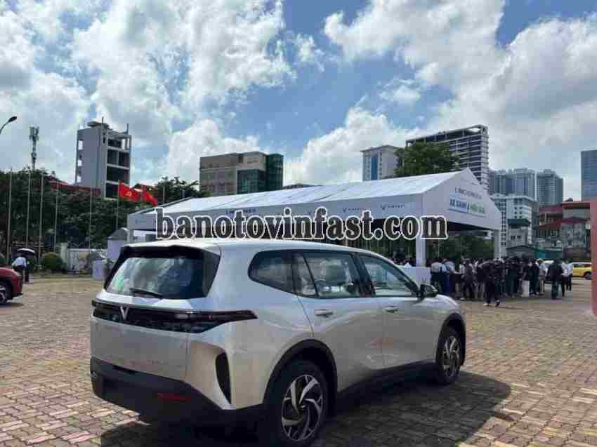 VinFast Limo Green AT sx 2026 Lắp ráp trong nước