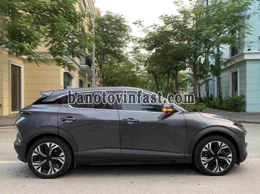 Cần bán gấp xe VinFast VF6 Plus năm 2024, màu Xám, Số tự động