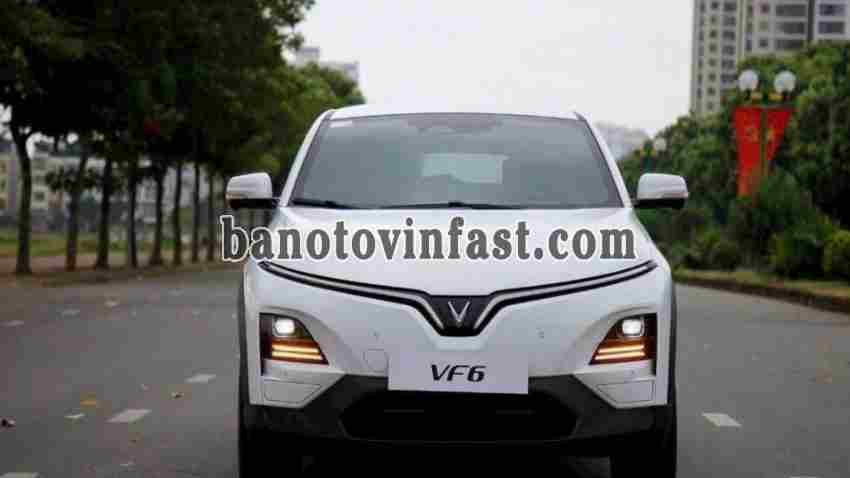 VinFast VF6 Plus Lắp ráp trong nước Số tự động rất đẹp - 2026