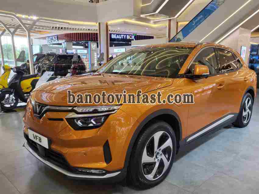 VinFast VF8 Eco 2026