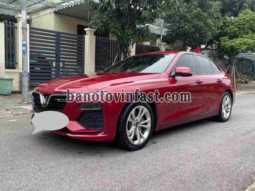 VinFast Lux A 2.0 Tiêu chuẩn 2022 Máy xăng đẹp long lanh