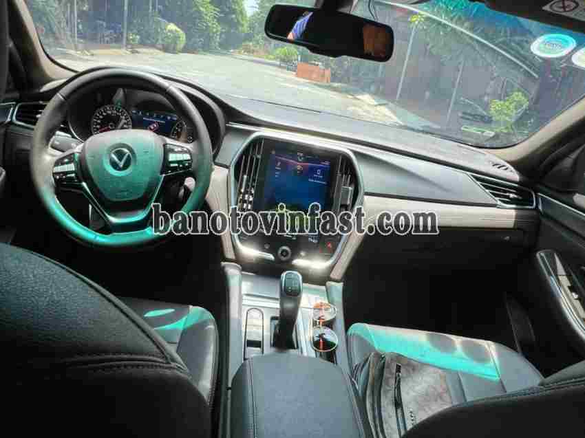 Bán xe VinFast Lux A 2.0 Base 2.0 AT đời 2021 - Giá tốt