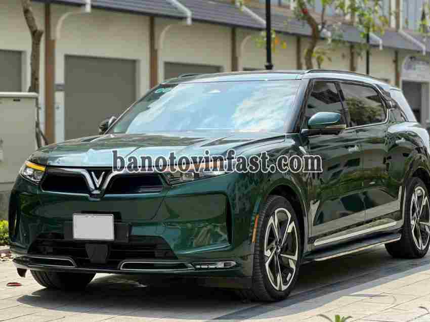 Cần bán gấp xe VinFast VF9 Plus 6S 2023 màu Xanh