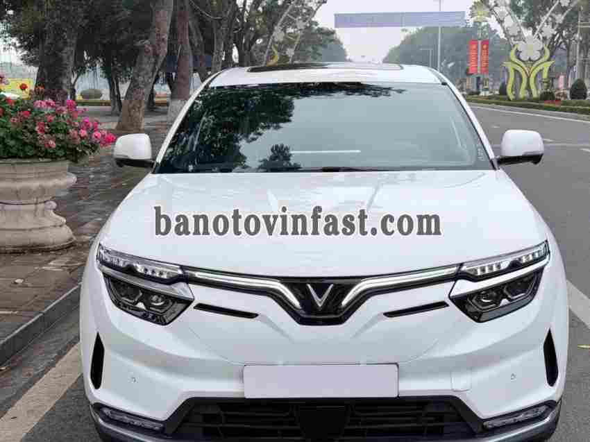 Cần bán xe VinFast VF8 Plus AWD 2024 Số tự động màu Trắng