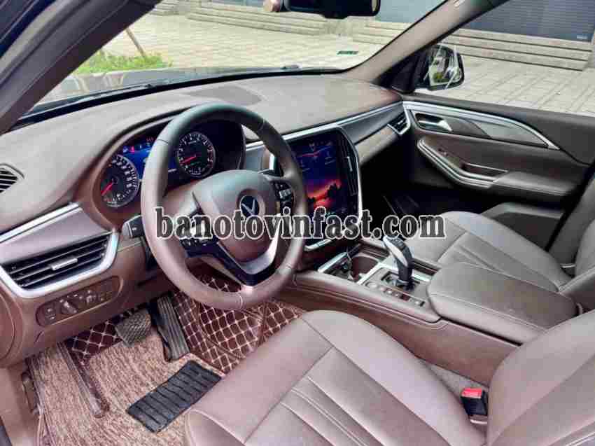 VinFast Lux SA 2.0 Base 2.0 AT năm 2020 cần bán