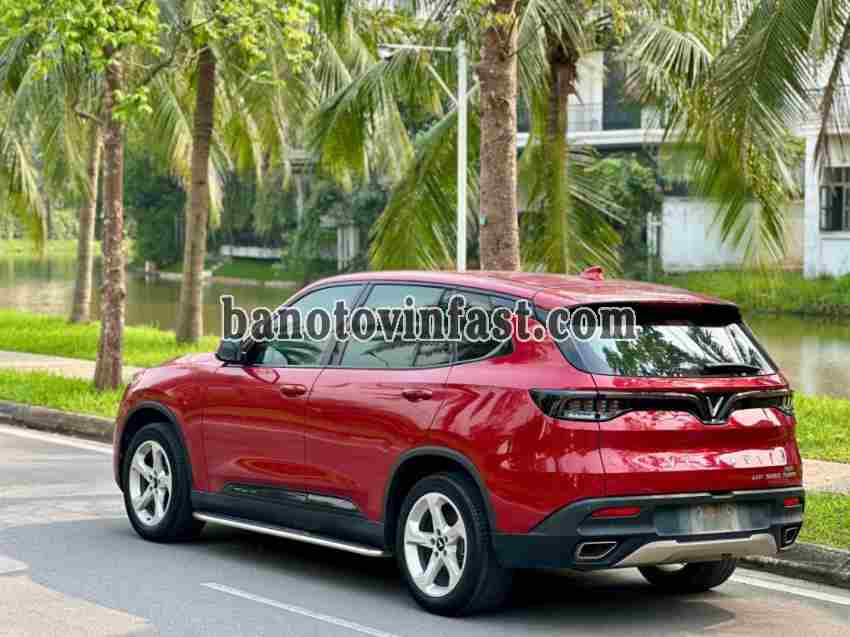 Cần bán xe VinFast Lux SA 2.0 Base 2.0 AT màu Đỏ 2021