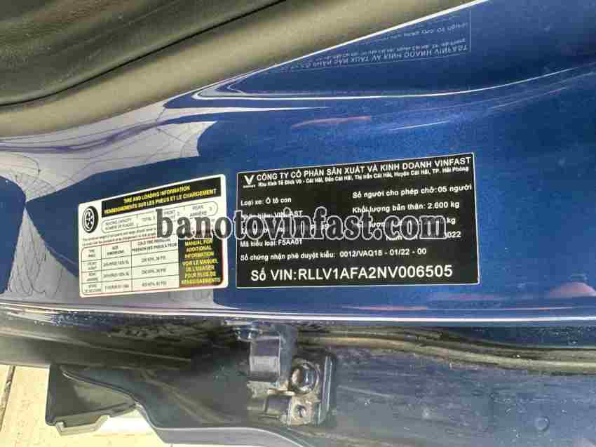 VinFast VF8 2022 Suv màu Xanh