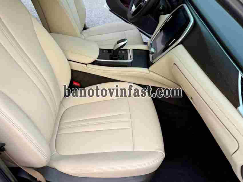 Cần bán gấp VinFast Lux A 2.0 Premium 2.0 AT 2019 - Xe đẹp - Giá tốt