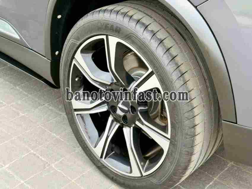 Bán xe VinFast Lux SA 2.0 Premium 2.0 AT sx 2019 - giá rẻ