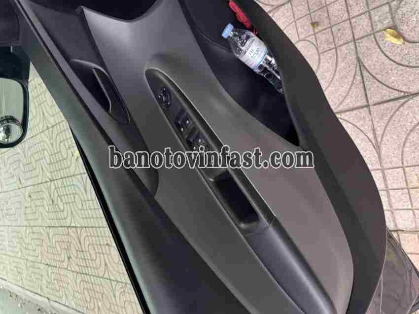 Cần bán gấp VinFast Fadil 1.4 AT năm 2021 giá cực tốt