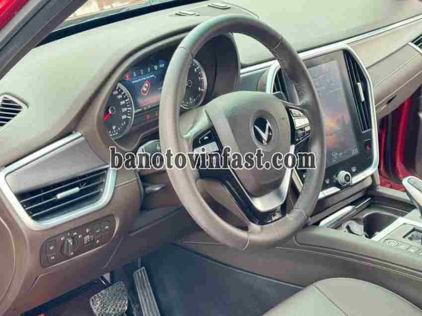 VinFast Lux SA 2.0 Plus 2.0 AT 2019 Số tự động cực đẹp!