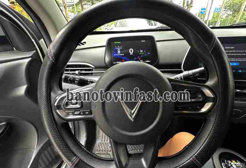 Cần bán gấp xe VinFast VF5 Plus năm 2025, màu Trắng, Số tự động