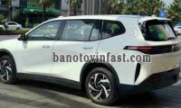 VinFast Limo Green AT sx 2026 mới kính kong