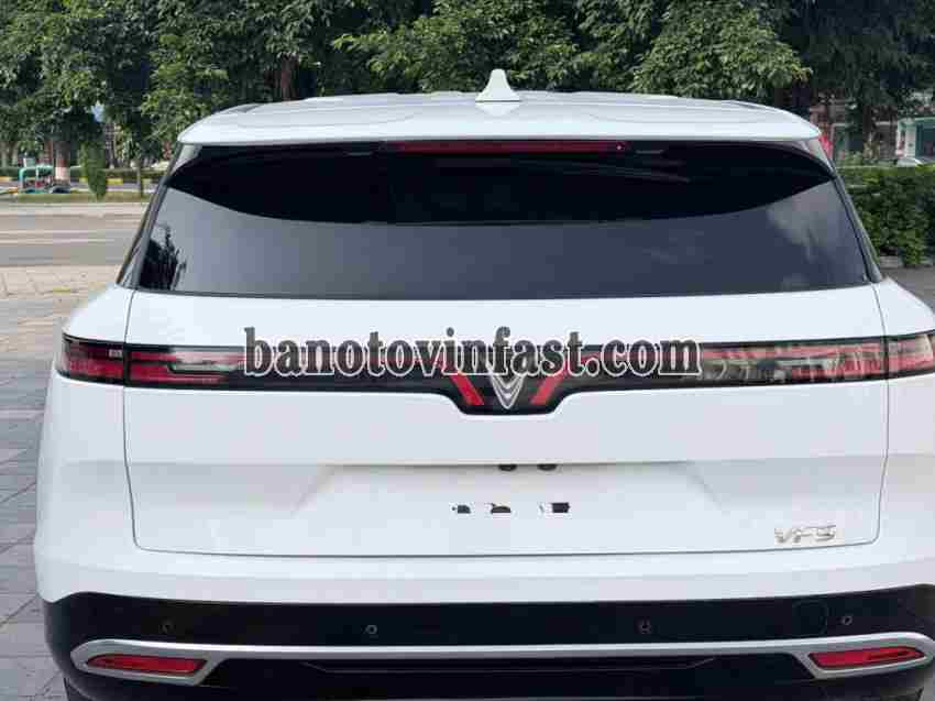 Cần bán xe VinFast VF9 Eco năm 2024 màu Trắng cực đẹp