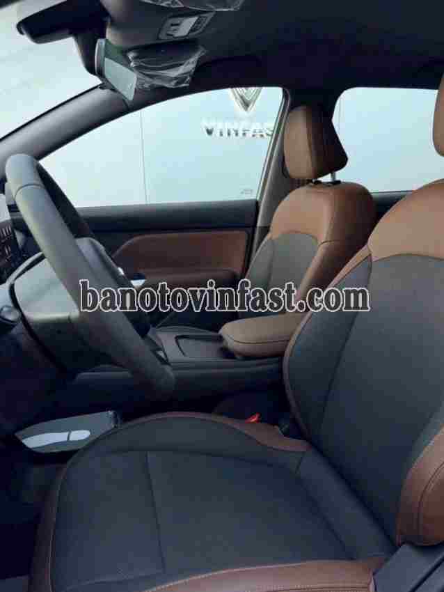 Bán VinFast VF MPV 7 AT năm 2026, màu Nâu, xe Lắp ráp trong nước