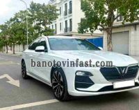 Cần bán gấp xe VinFast Lux A 2.0 Premium 2.0 AT 2019 màu Trắng