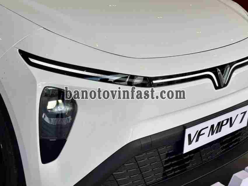 VinFast VF MPV 7 AT 2026  Số tự động, GIÁ GIẬT MÌNH