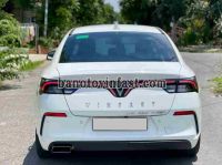 VinFast Lux A 2.0 Tiêu chuẩn 2022 Máy xăng đẹp long lanh