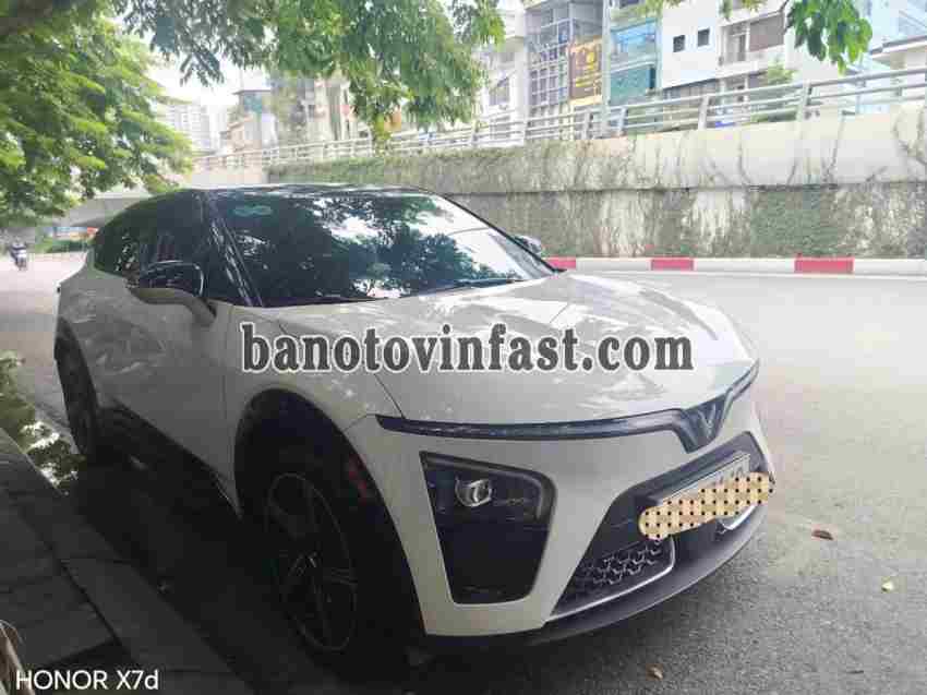 VinFast VF7 Plus AWD 2024 Số tự động giá đẹp