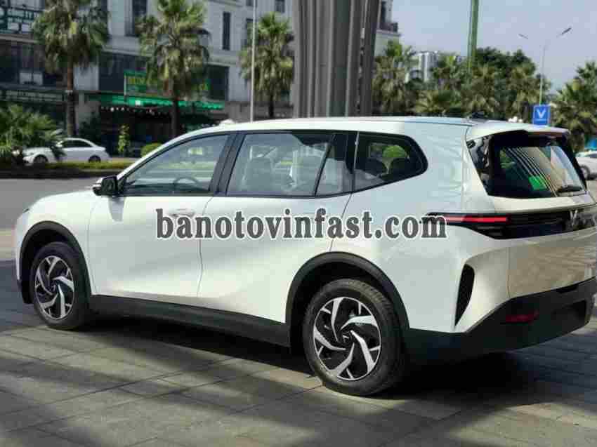 VinFast Limo Green AT - đời 2026