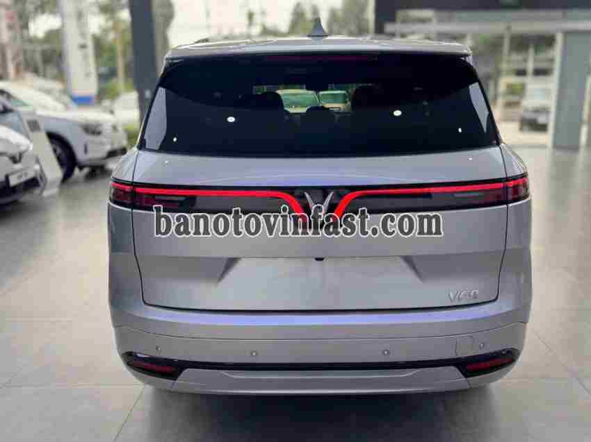 Bán xe VinFast VF9 Plus 7S màu Bạc 2026