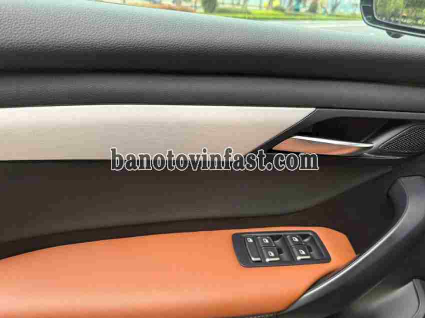 Cần bán xe VinFast VF8 Plus AWD năm 2023 màu Đen cực đẹp